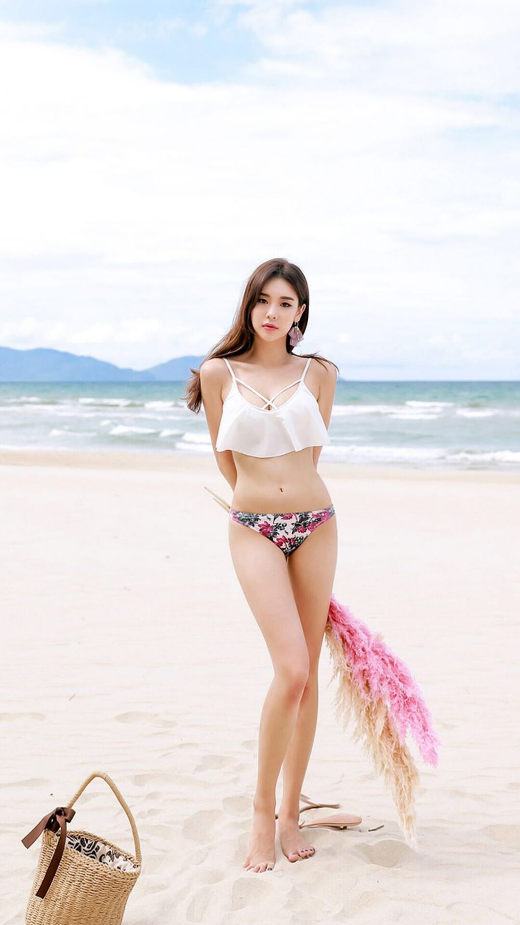 Leyu Sport登录入口-电竞主播内容创作中的创新模式与粉丝互动策略研究，电竞主播合作