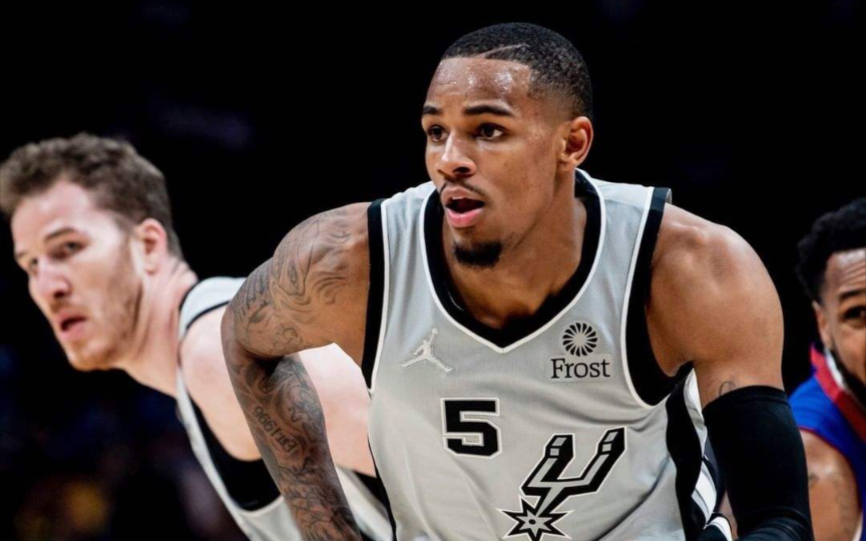 马刺交易德章泰穆雷，球队重建何时见成效？的简单介绍