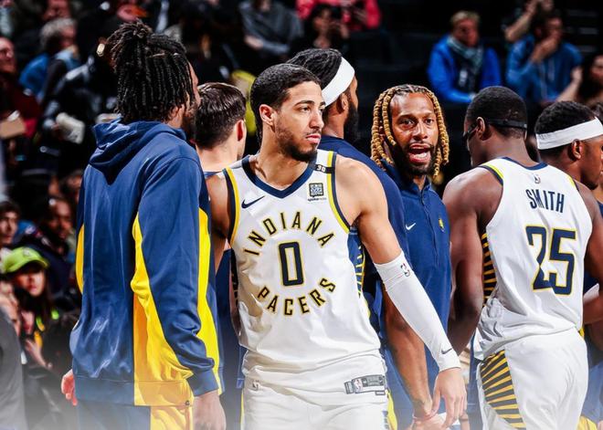 包含雷霆新赛季黑马表现，年轻阵容未来可期？的词条